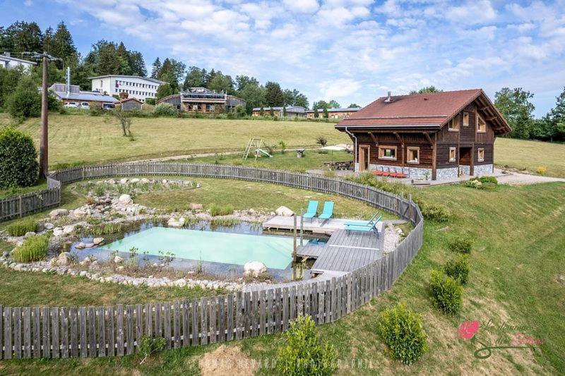 Le Domaine Des Fleurs - Appartement La Gentiane Gerardmer Exterior photo